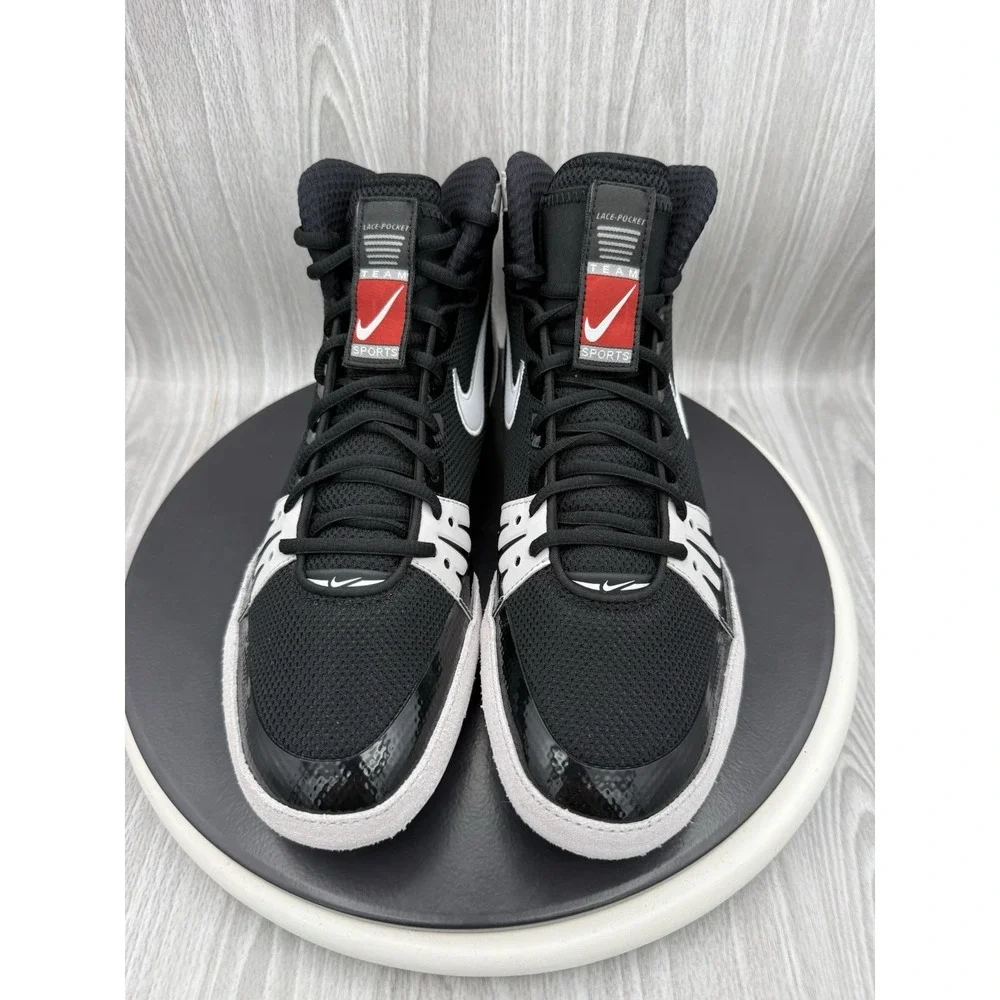 Nike Freek Mens Size 11 Black True White Wrestling Shoes 316403-011 NEW
